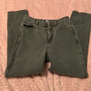 Hollister High Rise Mom Jean Size 0